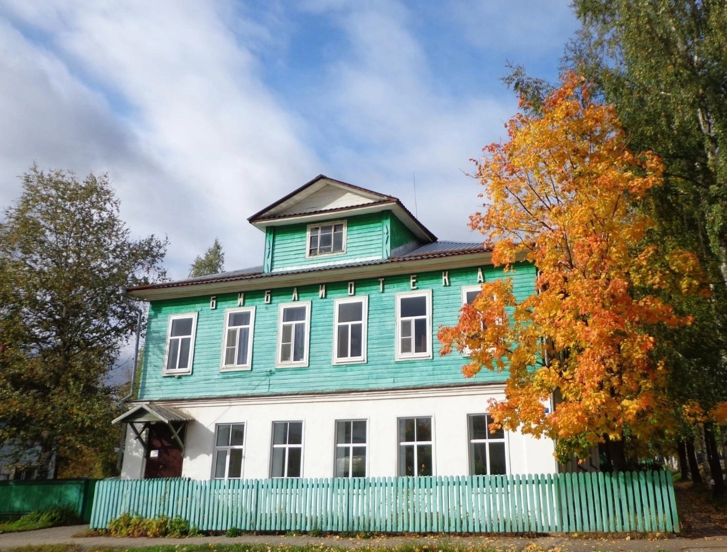 QcplXaNgAWc.jpg